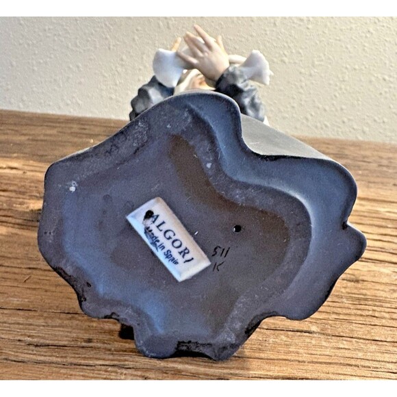 ALGORA Nun and Doves Made in Spain Figurine Used - Picture 11 of 14